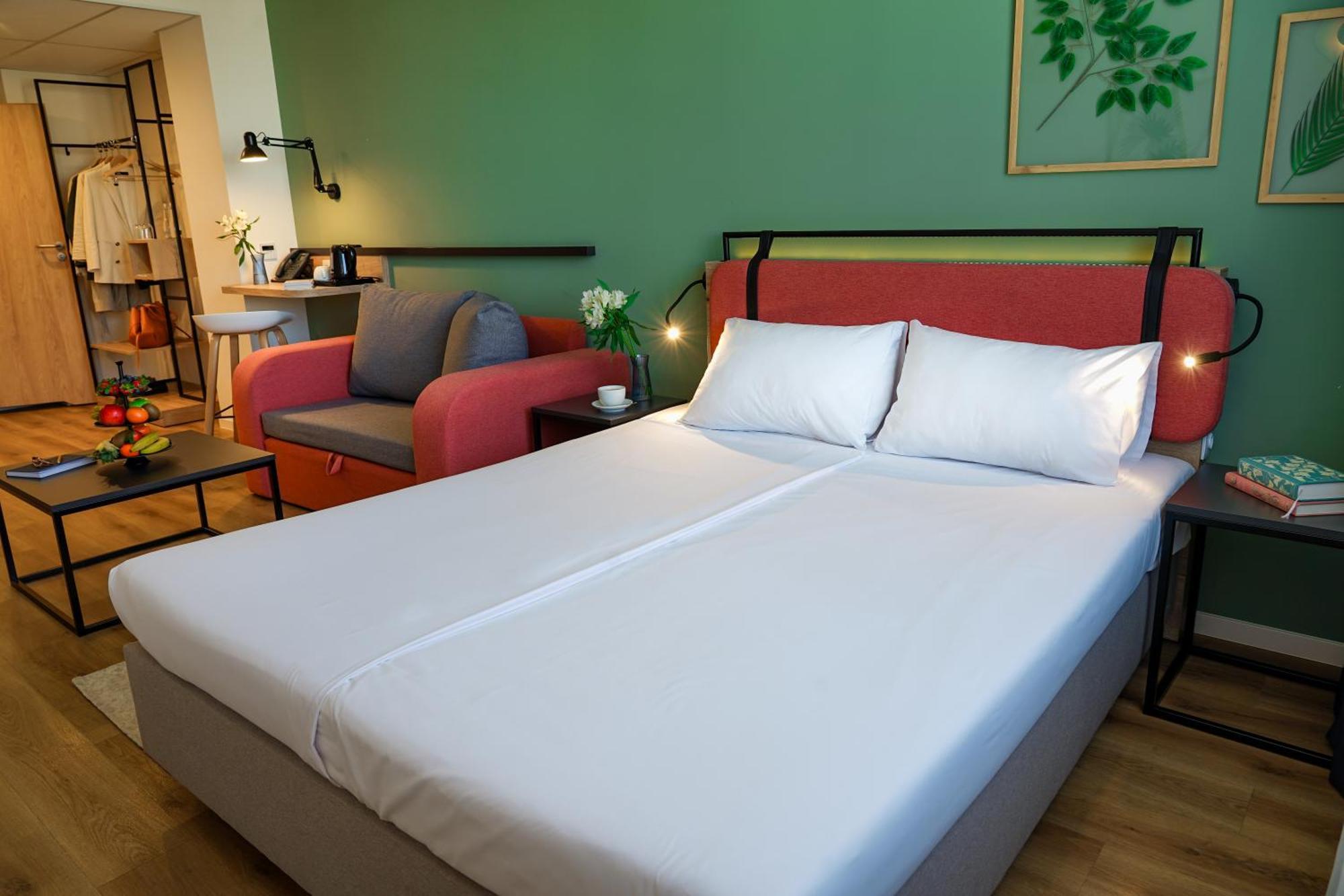 Convictus Hotel 4*
